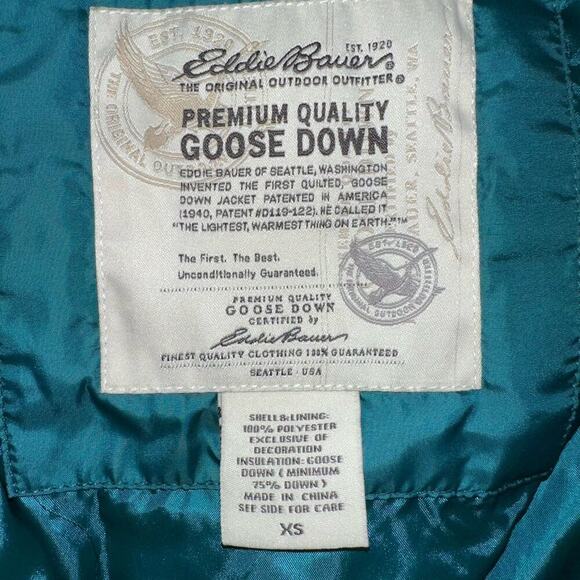 EUC Women’s XS Eddie Bauer Dk Teal Premium Quality Goose Down Puffer Vest Jacket - Picture 2 of 10